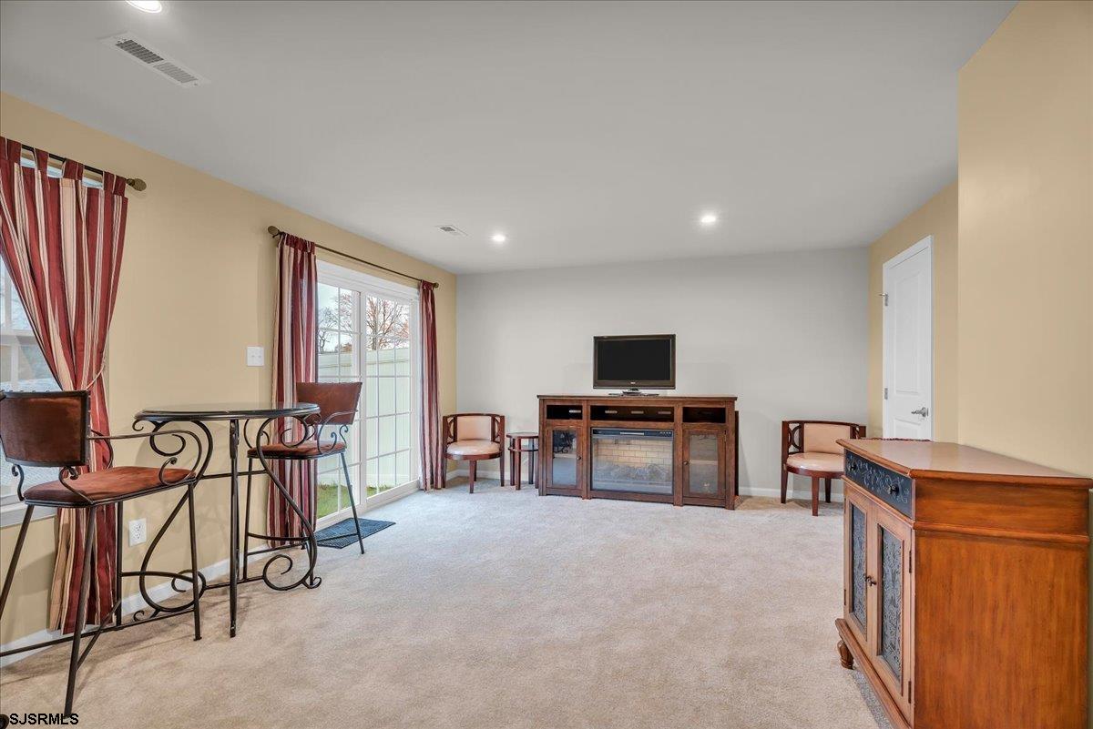 204 Freedom Way Sicklerville, NJ 08081 - Photo 13 of 32
