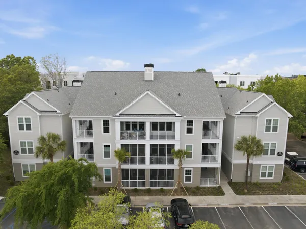 $399,000 | 130 River Landing Drive, Unit 10302, Charleston, SC 29492
