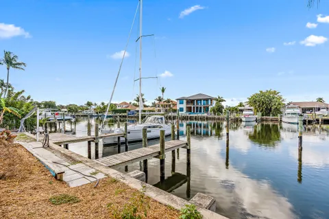 $11,500 | 733 Waterway Drive, North Palm Beach, FL 33408