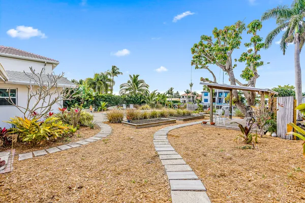 a view of a lake and outdoor space