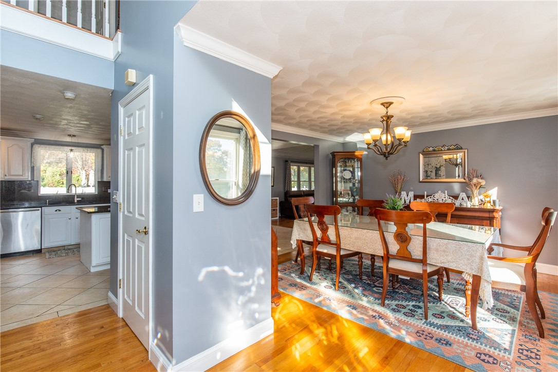 114 Rome Drive Cranston, RI 02921 - Photo 14 of 50 Dining Room