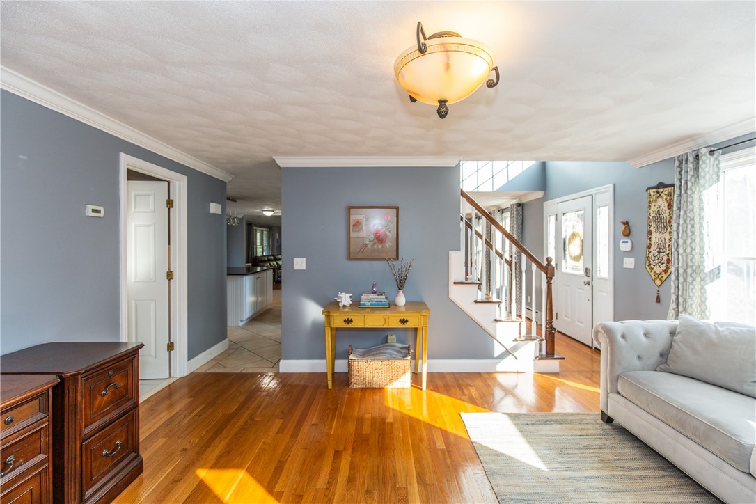 114 Rome Drive Cranston, RI 02921 - Photo 6 of 50 Living Room