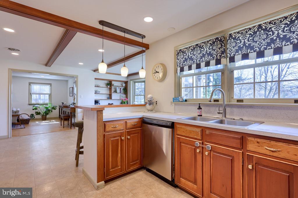 1555 Mission Road Lancaster, PA 17601 - Photo 20 of 42