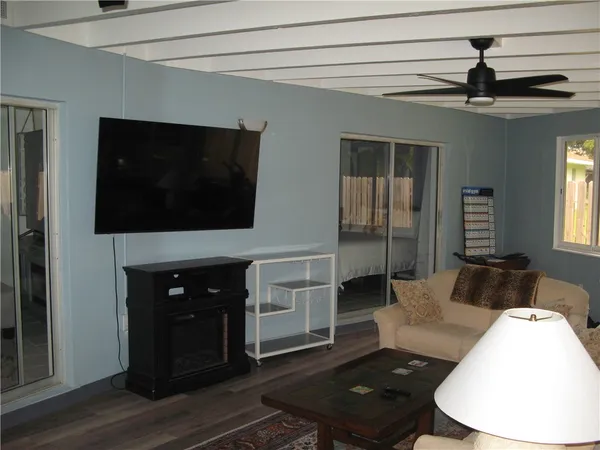 $3,995 | 3700 Bay Street, Sebastian, FL 32976