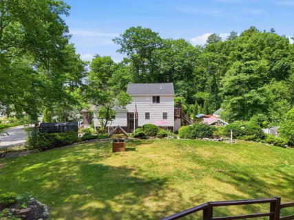 $599,900 | 12 Campbell Drive, Pelham, NH 03076