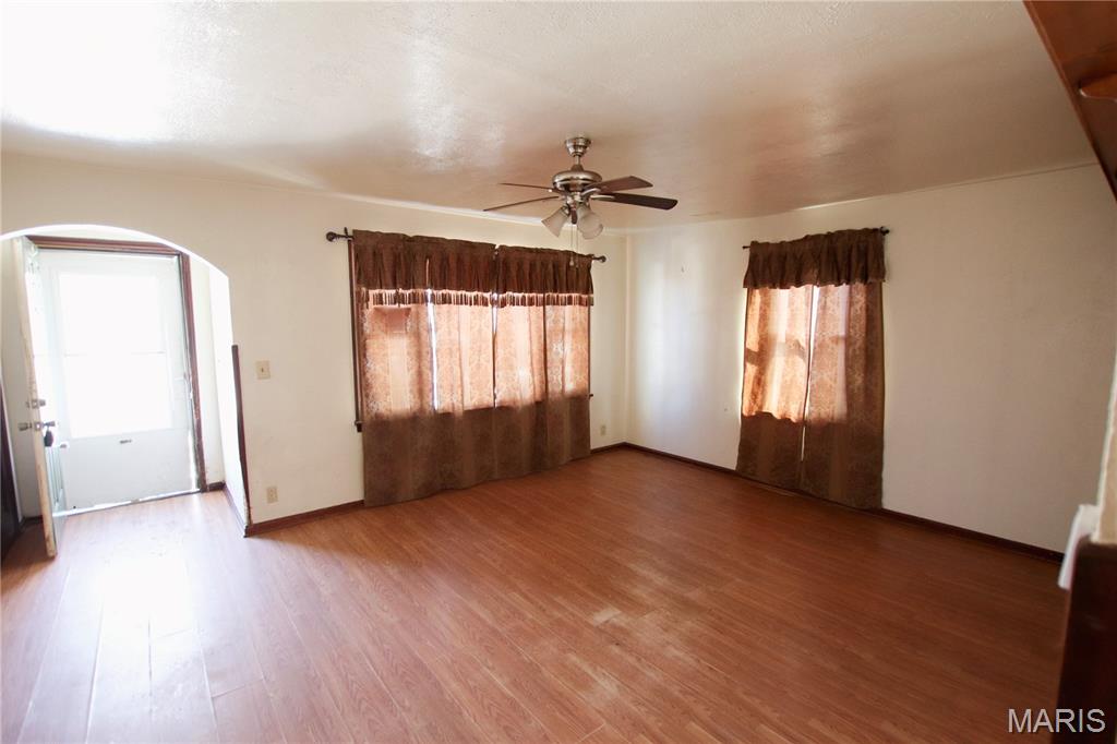 326 Blair Street Sullivan, MO 63080 - Photo 2 of 9