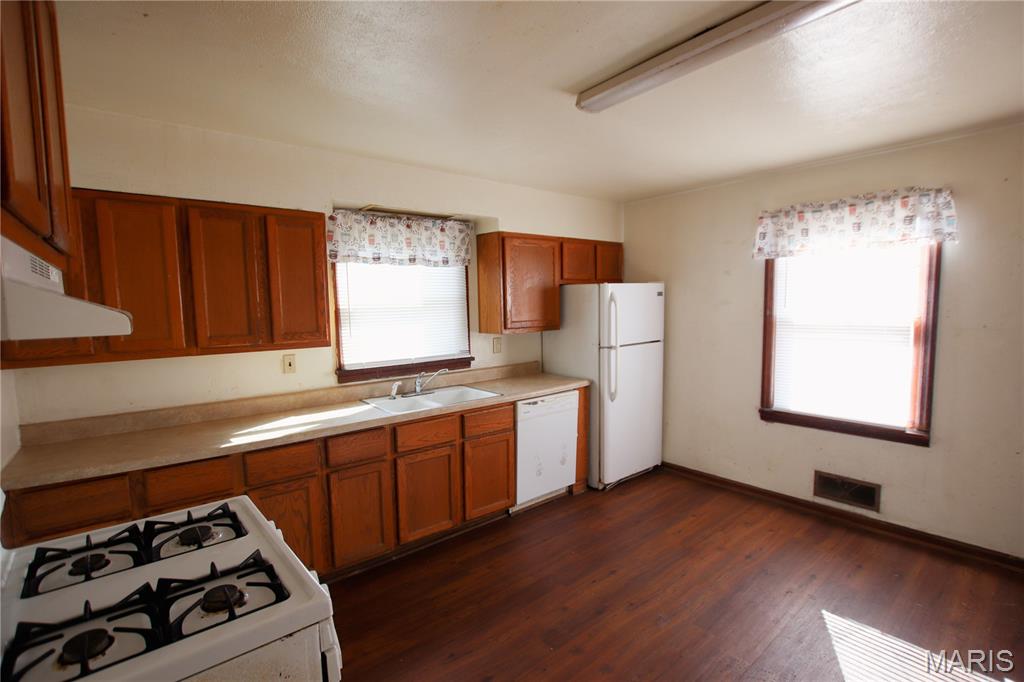 326 Blair Street Sullivan, MO 63080 - Photo 4 of 9