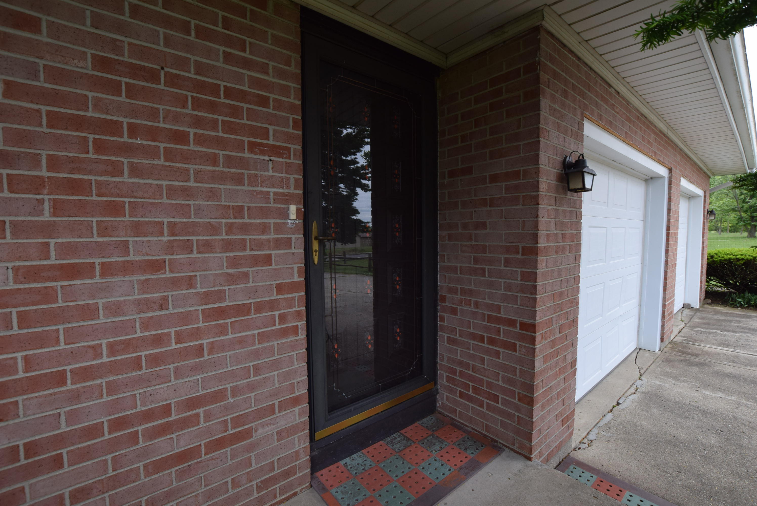 1121 Edinger Road Urbana, OH 43078 - Photo 2 of 55