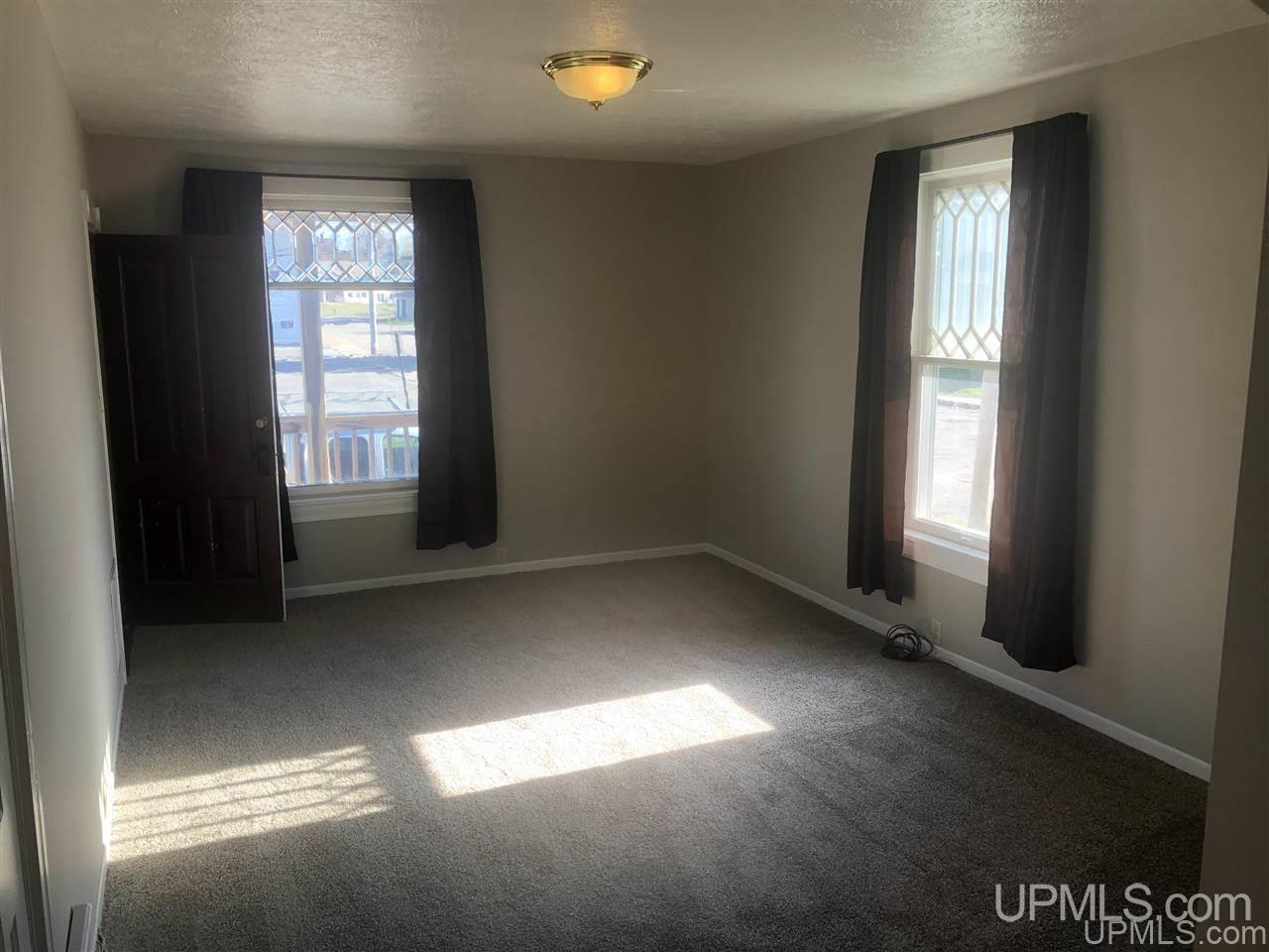 416 Bank Ishpeming, MI 49849 - Photo 13 of 22 Gallery Image 13