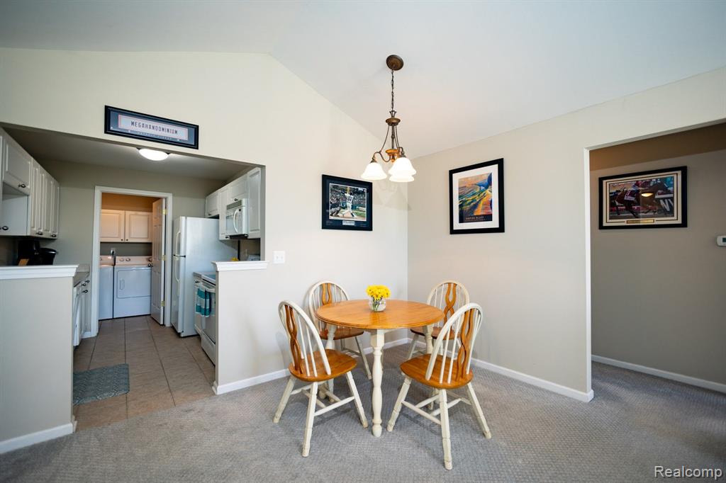 3430 Tremonte Circle, Unit 171 Rochester, MI 48306 - Photo 3 of 21