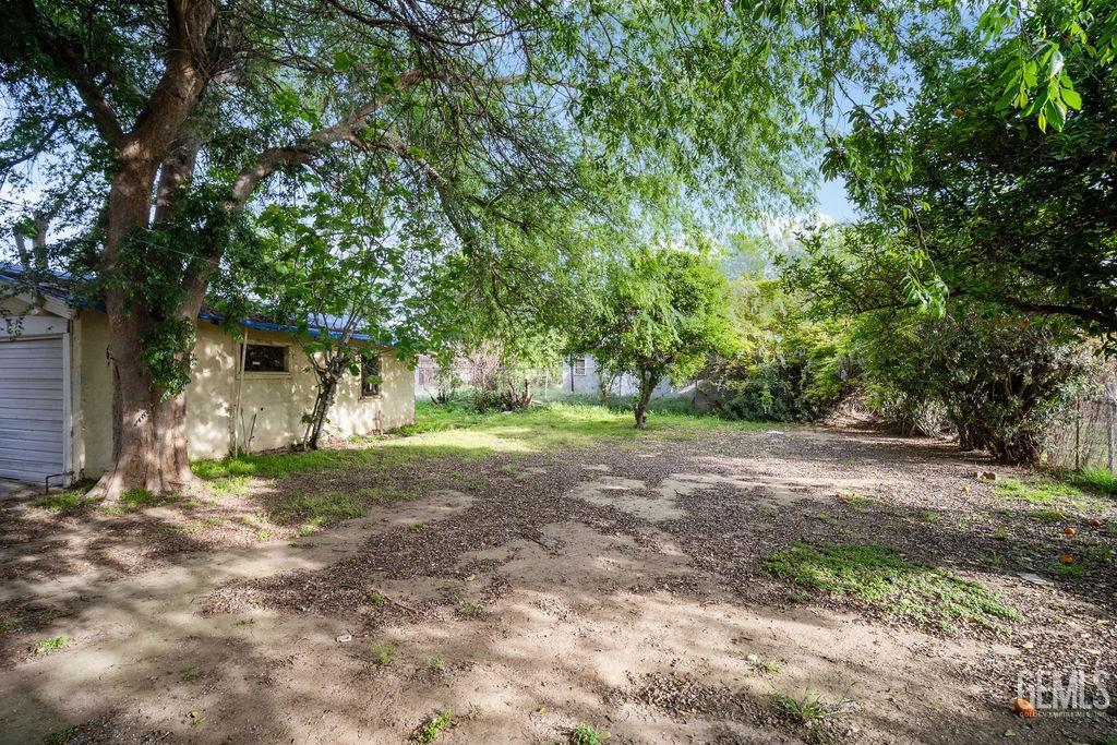 Undisclosed Address Bakersfield, CA 93307 - Photo 21 of 22