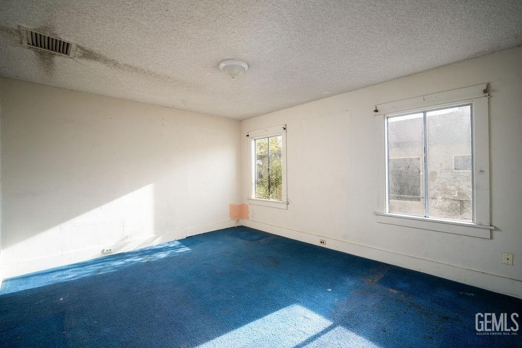 Undisclosed Address Bakersfield, CA 93307 - Photo 9 of 22