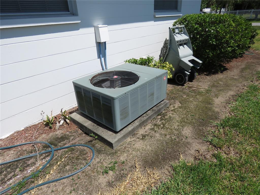 1404 Lithia Pinecrest Road Brandon, FL 33511 - Photo 29 of 30 Gallery Image 29