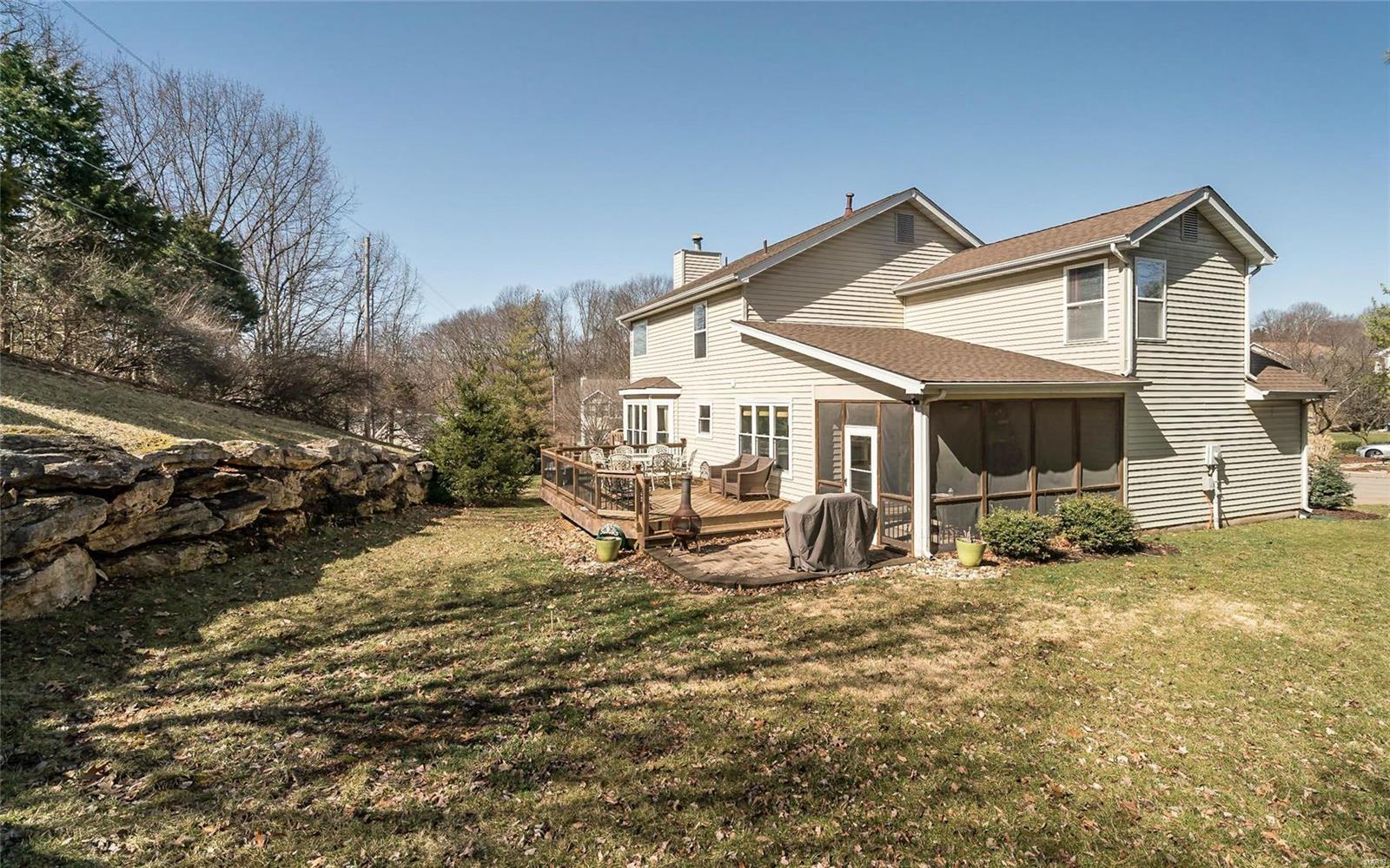 1112 Gateford Ridge Court Ballwin, MO 63021 - Photo 30 of 37 Gallery Image 30