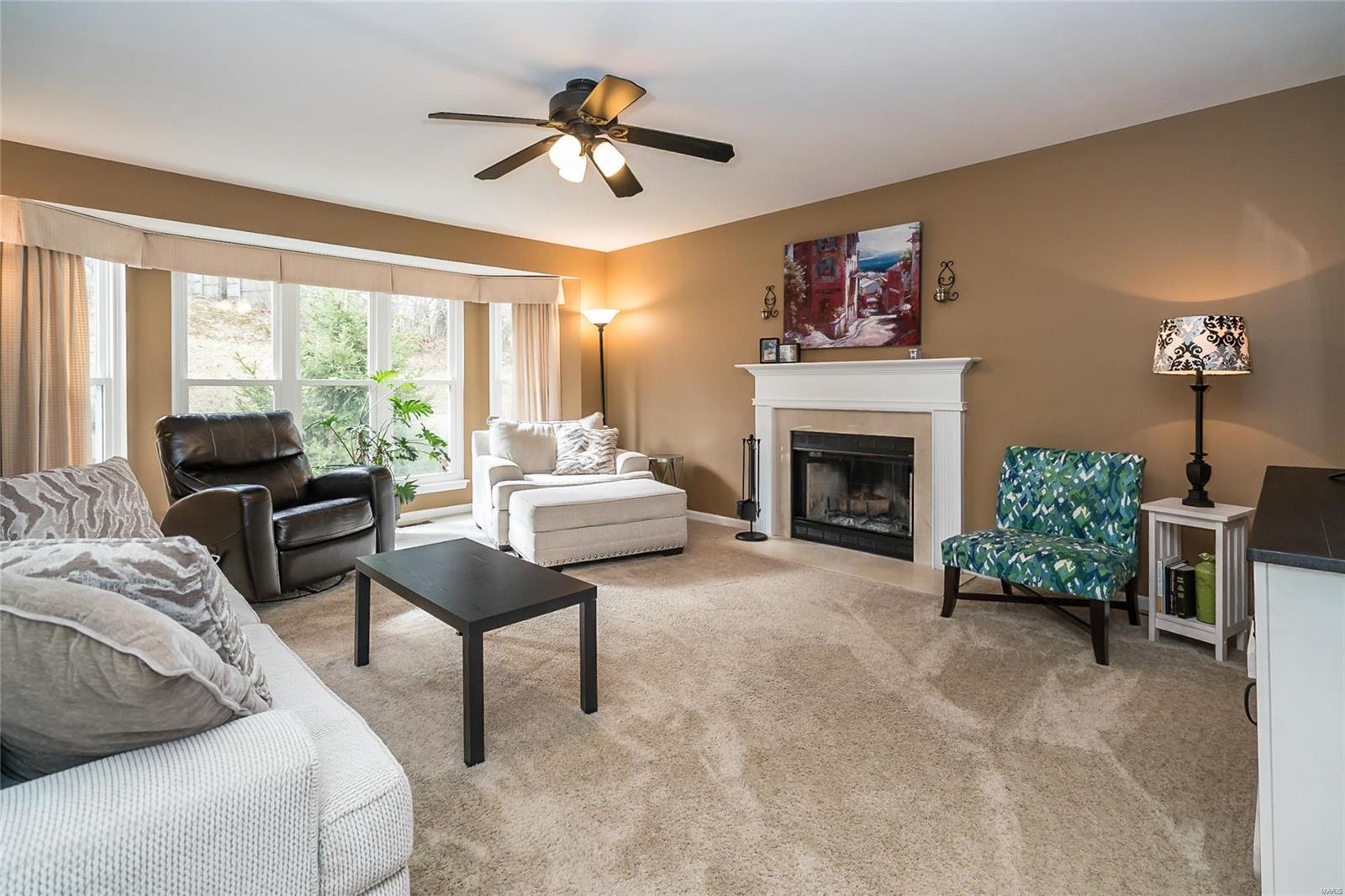 1112 Gateford Ridge Court Ballwin, MO 63021 - Photo 5 of 37 Gallery Image 5