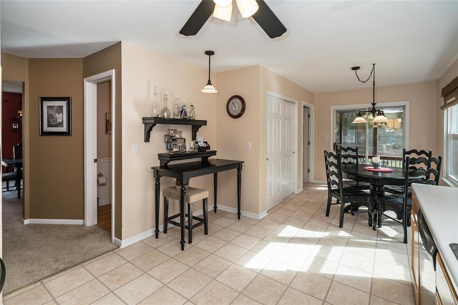 1112 Gateford Ridge Court Ballwin, MO 63021 - Photo 9 of 37 Gallery Image 9