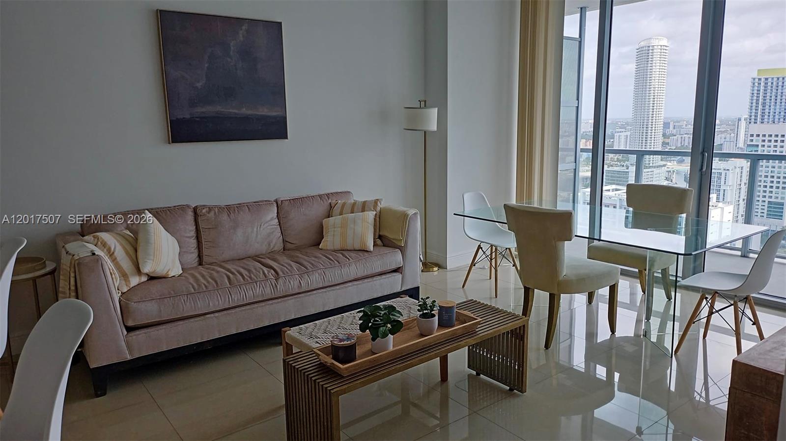 79 Southwest 12th Street, Unit 3711S Miami, FL 33130 - Photo 10 of 10