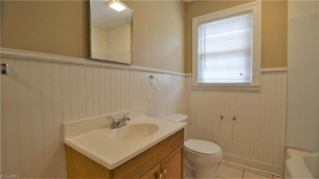 624 Oak Summit Road Winston-Salem, NC 27105 - Photo 11 of 18 Gallery Image 11
