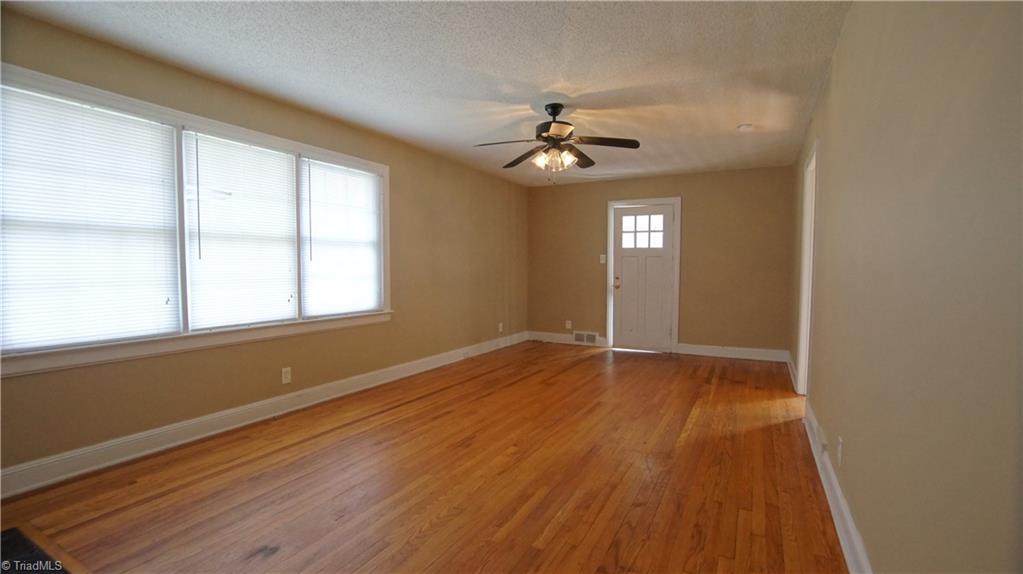 624 Oak Summit Road Winston-Salem, NC 27105 - Photo 5 of 18 Gallery Image 5