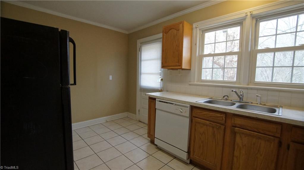 624 Oak Summit Road Winston-Salem, NC 27105 - Photo 7 of 18 Gallery Image 7