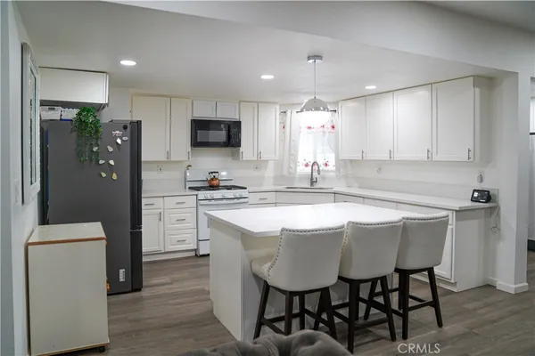 $199,900 | 777 South Temescal Street, Unit 120, Corona, CA 92879