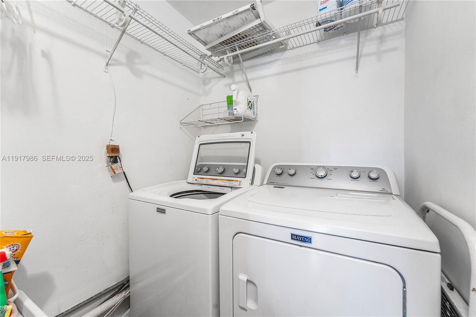 475 Northwest 46th Terrace Plantation, FL 33317 - Photo 14 of 43 a utility room with dryer and washer