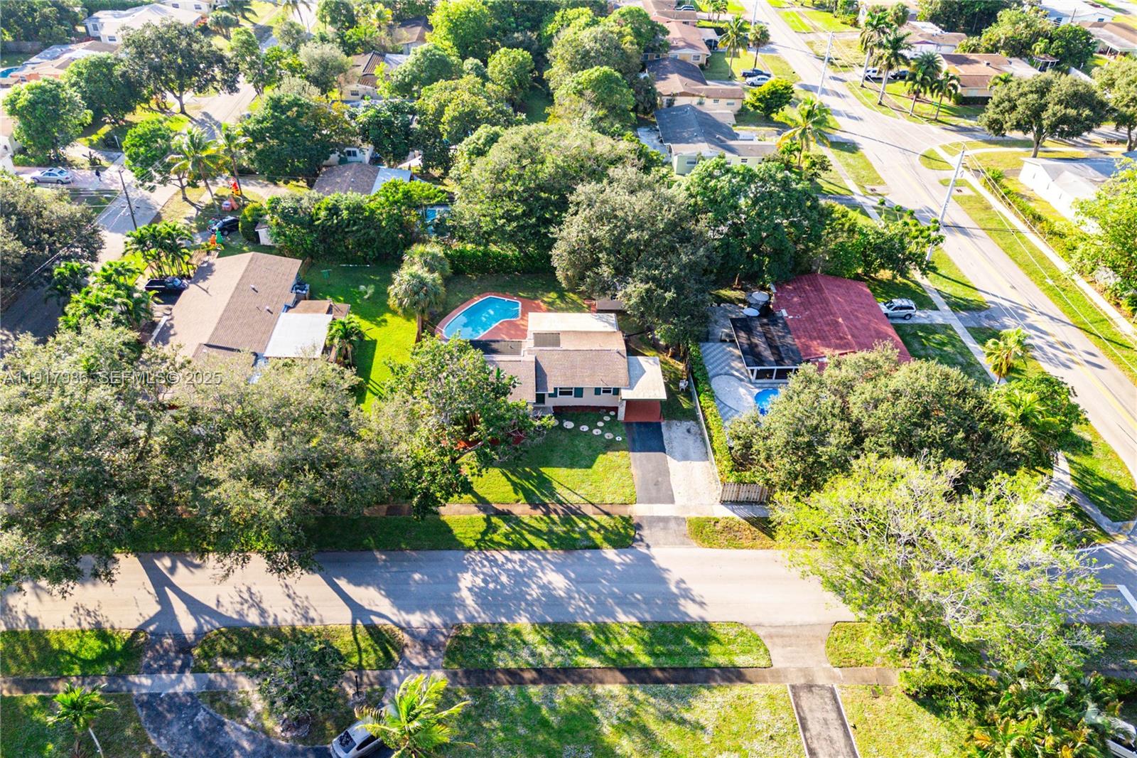 475 Northwest 46th Terrace Plantation, FL 33317 - Photo 38 of 43 a picture of street