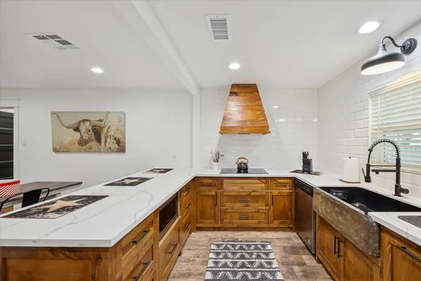 $2,590,000 | 5225 East 5th Street, Katy, TX 77493