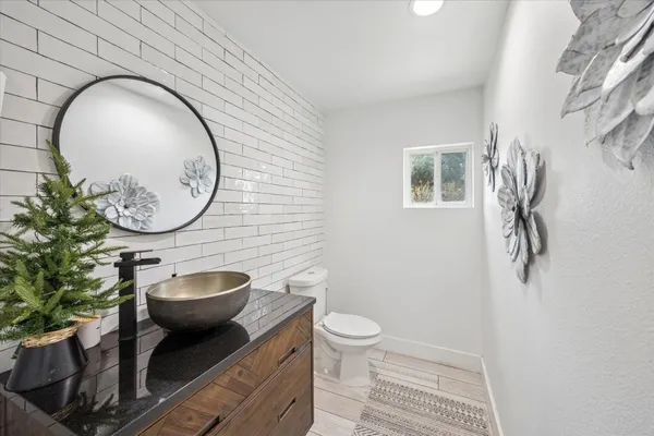 $2,590,000 | 5225 East 5th Street, Katy, TX 77493