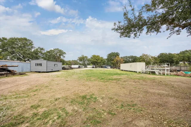 $2,900,000 | 5225 East 5th Street, Katy, TX 77493