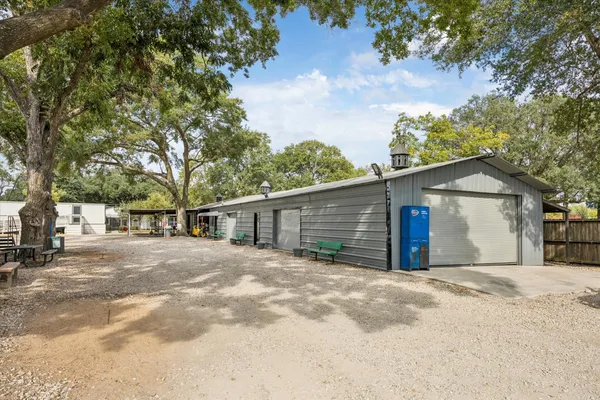 $2,590,000 | 5225 East 5th Street, Katy, TX 77493