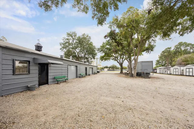 $2,900,000 | 5225 East 5th Street, Katy, TX 77493