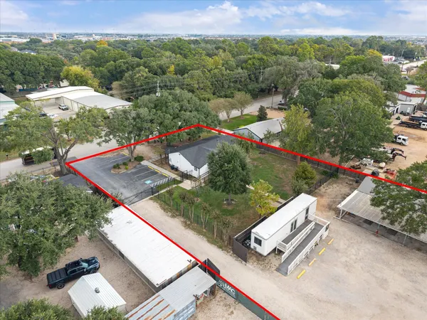 $2,590,000 | 5225 East 5th Street, Katy, TX 77493