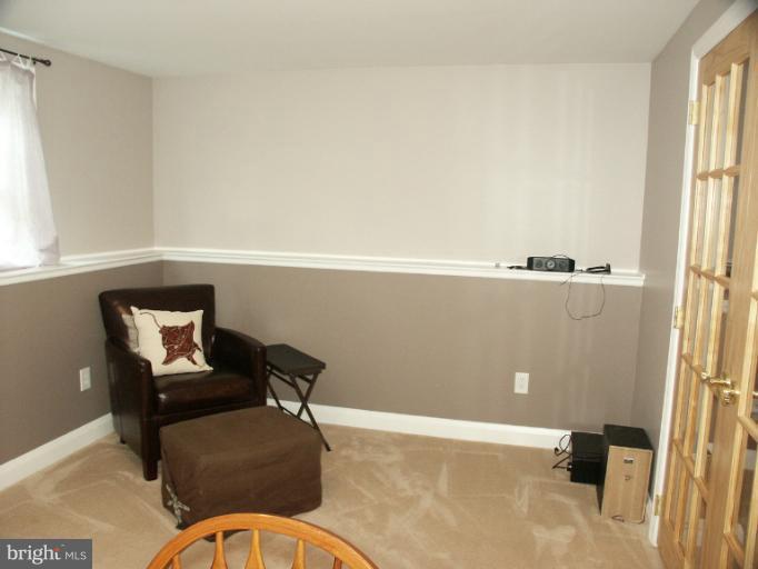 61 Yew Road Baltimore, MD 21221 - Photo 27 of 30
