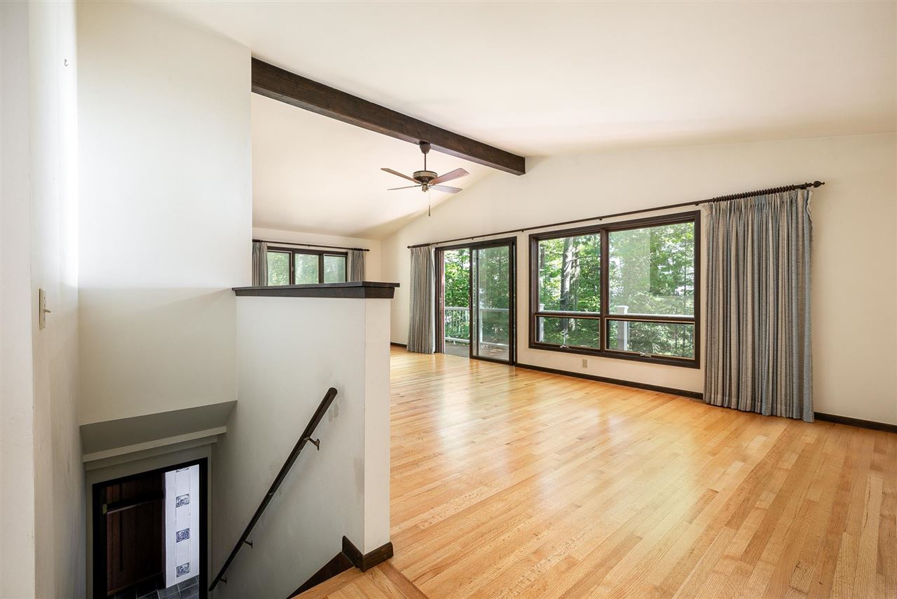 4778 North Omena Point Road Omena, MI 49674 - Photo 9 of 45 1893235-8.JPG