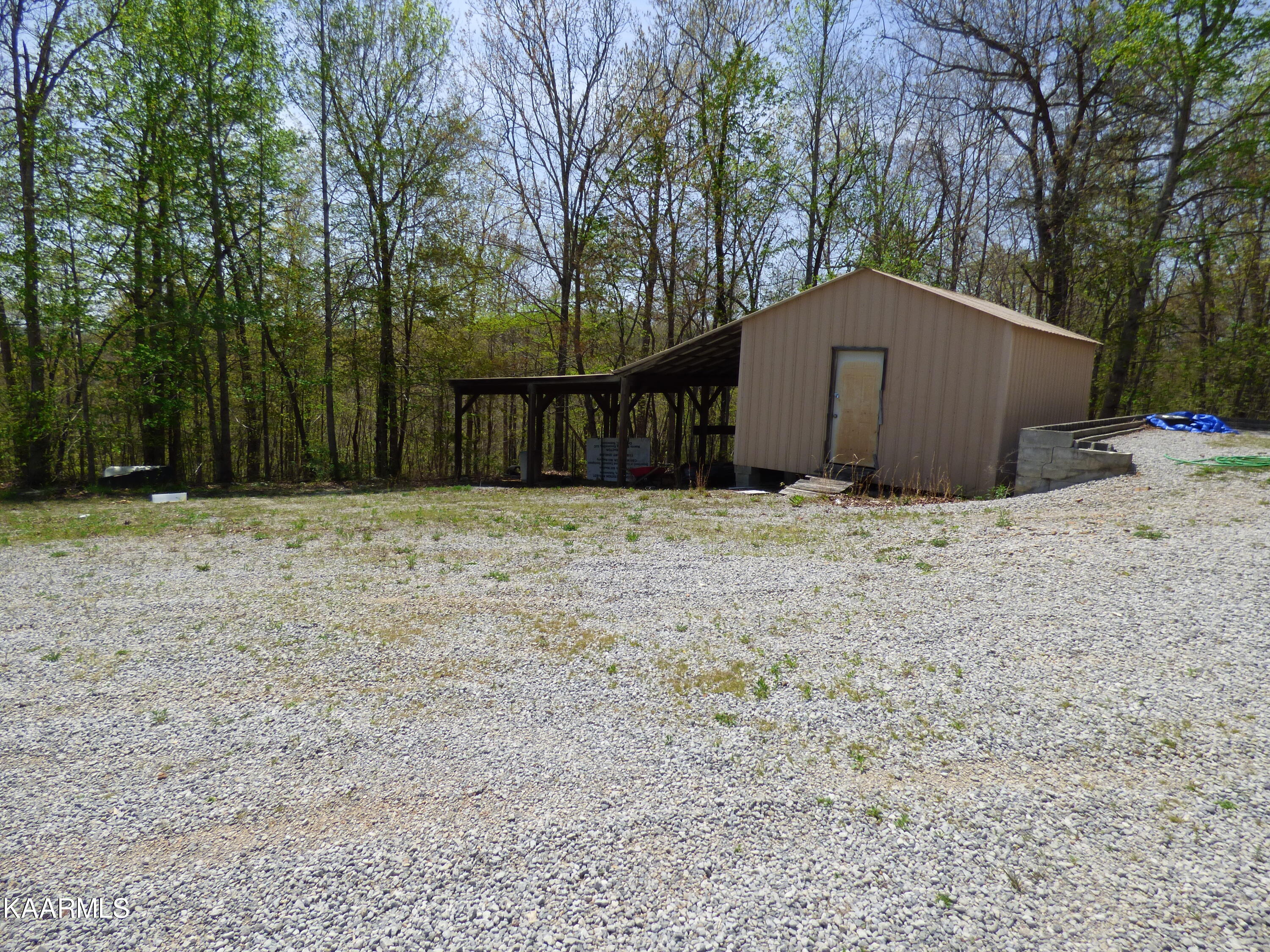 1007 Rodgers Road Crossville, TN 38572 - Photo 28 of 31 P1050980
