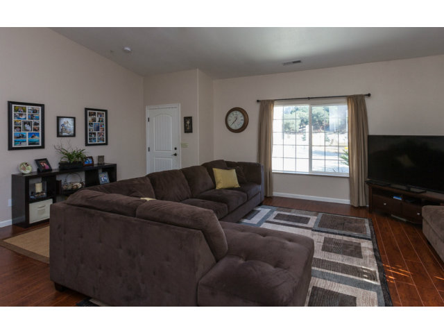 8760 Dyer Road Prunedale, CA 93907 - Photo 3 of 22 Gallery Image 3
