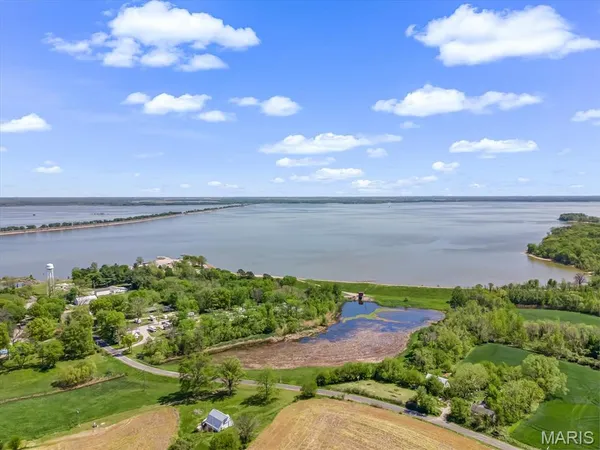 $149,900 | 21515 4th Street, Keyesport, IL 62253