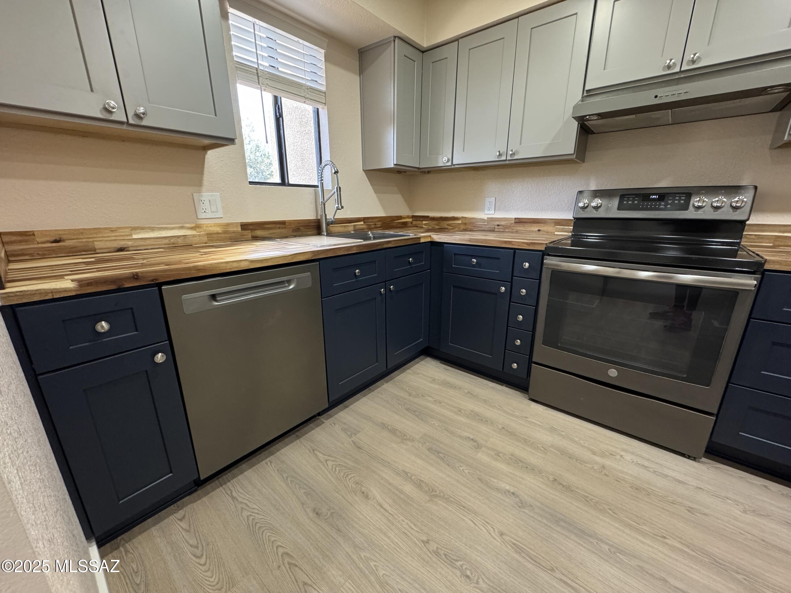 3690 North Country Club Road, Unit 1017 Tucson, AZ 85716 - Photo 6 of 27 Gallery Image 6