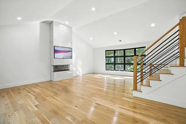 $929,900 | 68 Pearl Street, Upton, MA 01568