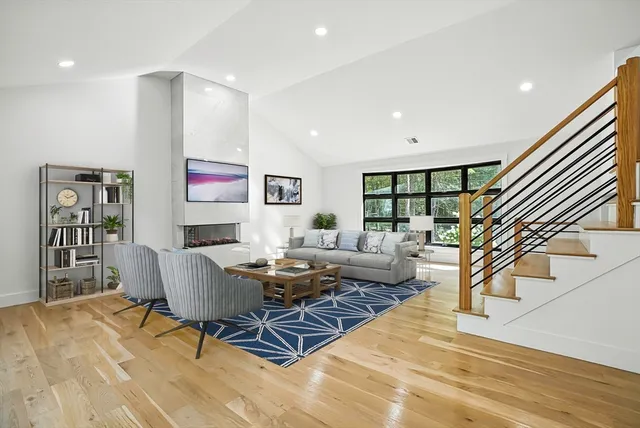 $929,900 | 68 Pearl Street, Upton, MA 01568