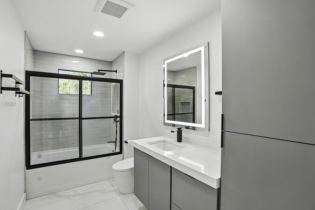 68 Pearl Street Upton, MA 01568 - Photo 21 of 37