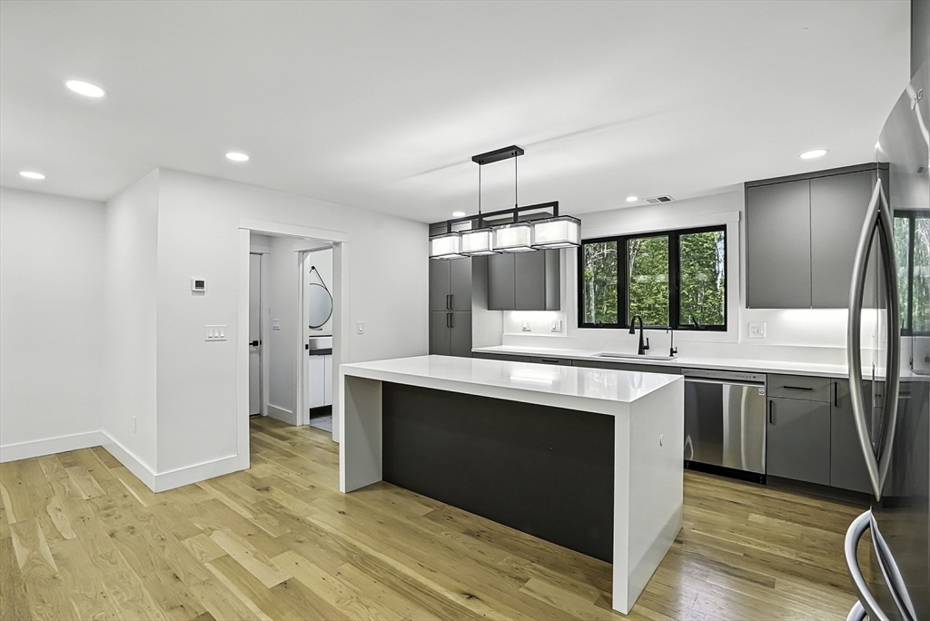 68 Pearl Street Upton, MA 01568 - Photo 6 of 37