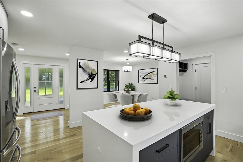 68 Pearl Street Upton, MA 01568 - Photo 9 of 37