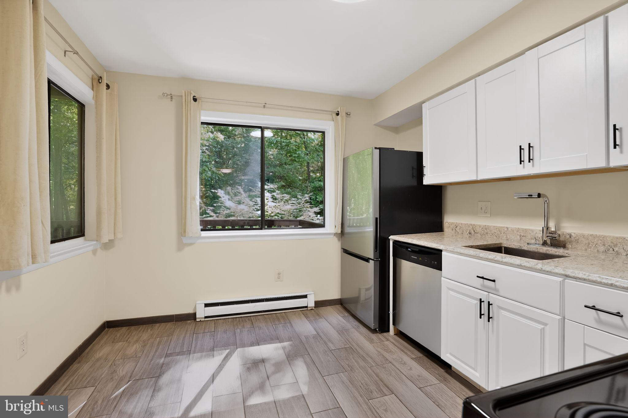 2173 Glencourse Lane Reston, VA 20191 - Photo 9 of 32 Gallery Image 9