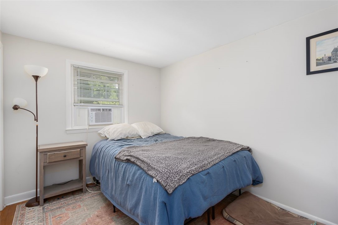 58 Springer Avenue Tiverton, RI 02878 - Photo 16 of 32