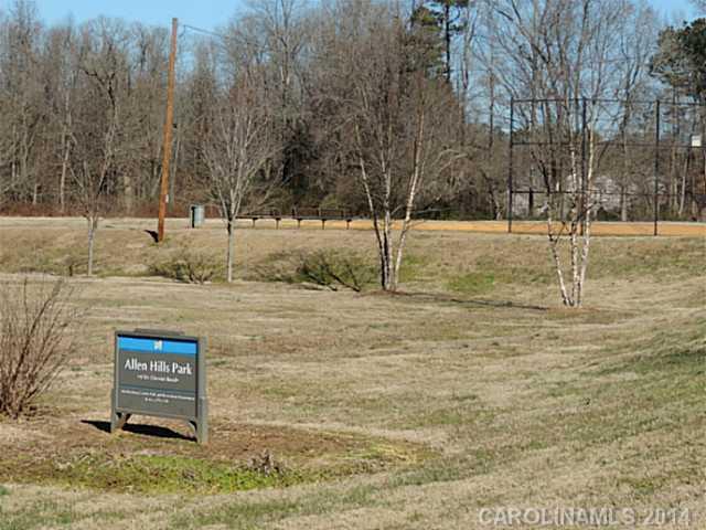 5246 Manning Road Charlotte, NC 28269 - Photo 15 of 16