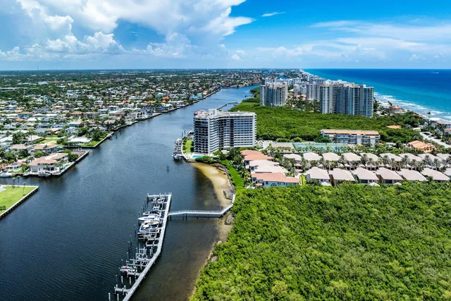 a view of a pathway both side of the river