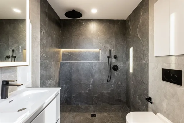 $589,000 | 388 Washington Street, Unit 104, Quincy, MA 02169