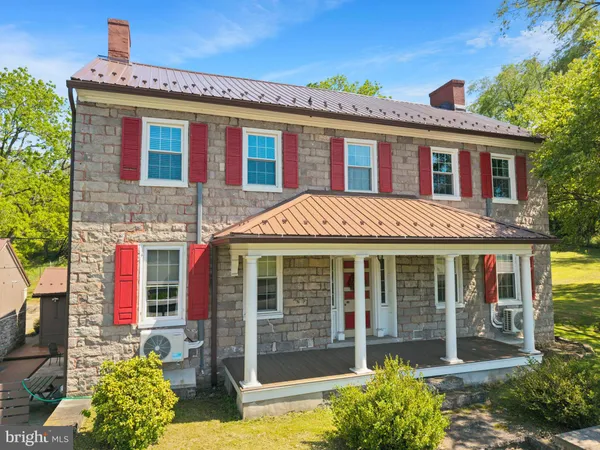 $440,000 | 2877 Yellow Springs Drive, Williamsburg, PA 16693